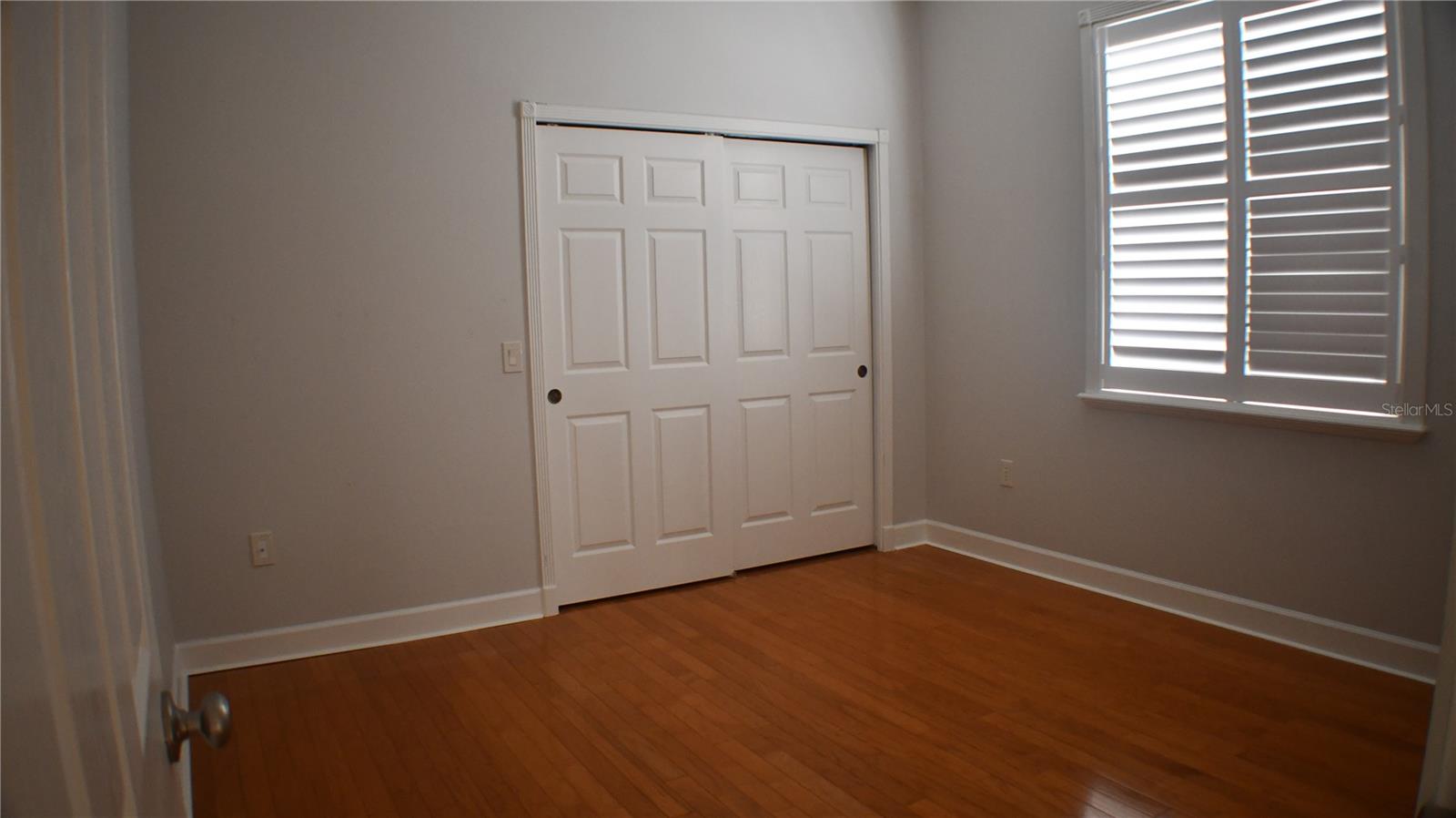 Image 19 of 28 For 4910 Old Creek Drive