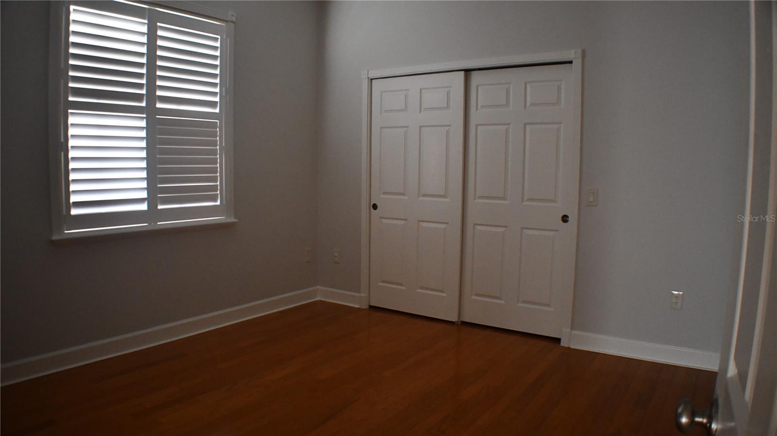 Image 21 of 28 For 4910 Old Creek Drive