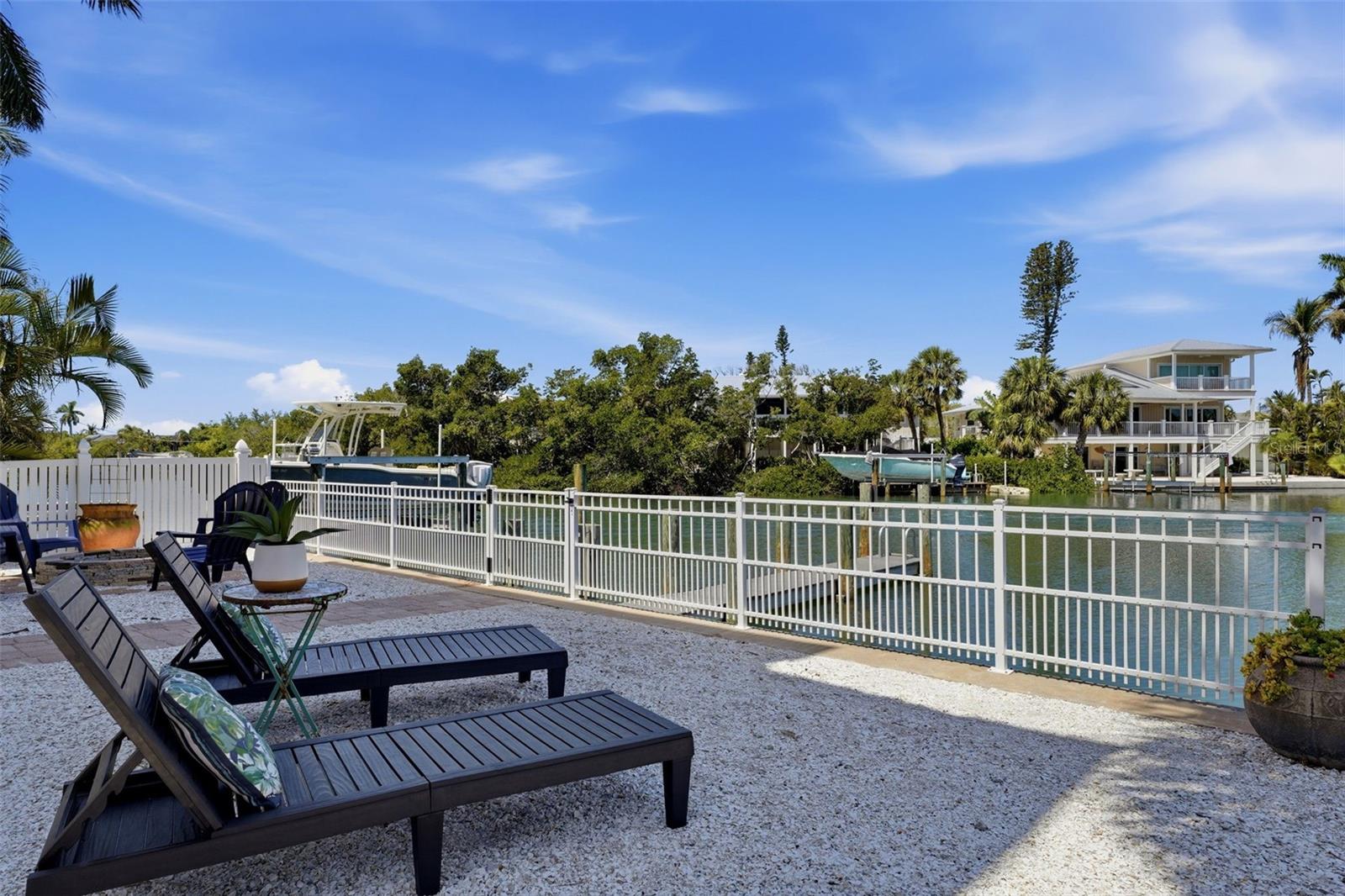 Image 58 of 73 For 418 Pine Avenue