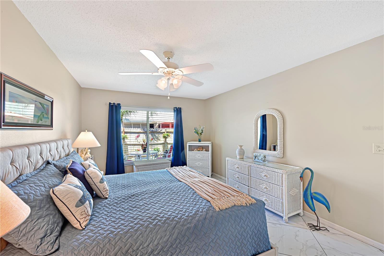 Image 20 of 73 For 9505 Colonial Drive