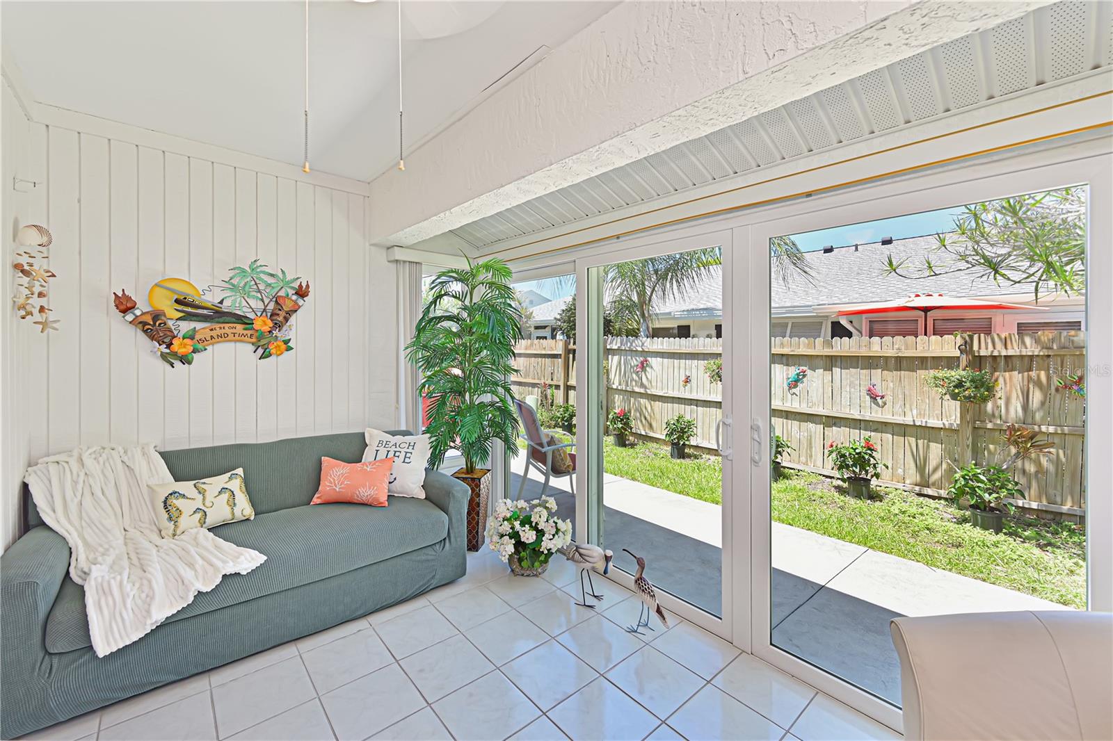 Image 25 of 73 For 9505 Colonial Drive