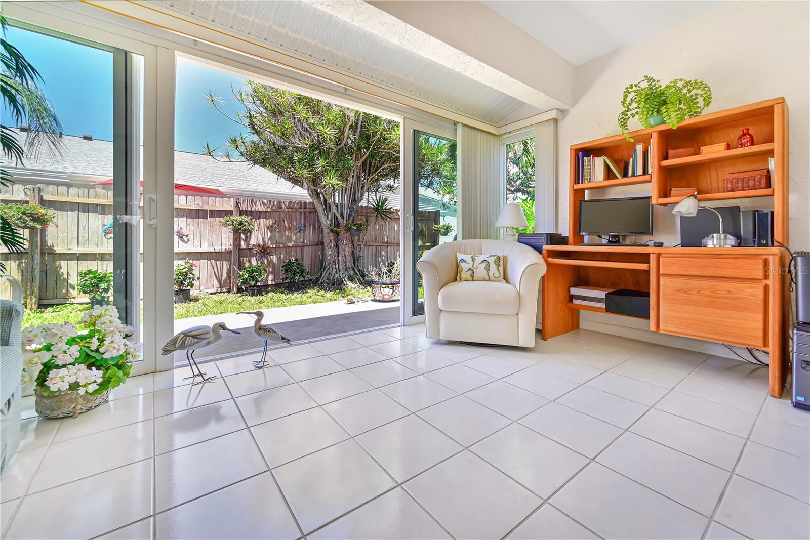 Image 26 of 73 For 9505 Colonial Drive