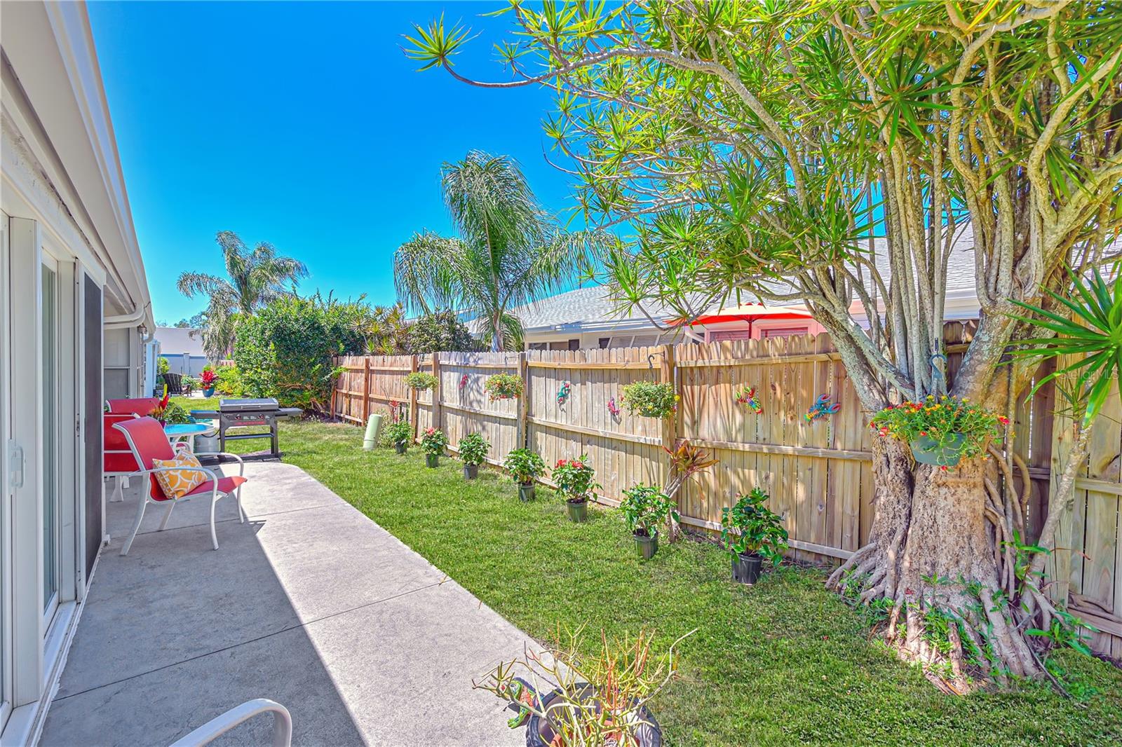 Image 27 of 73 For 9505 Colonial Drive