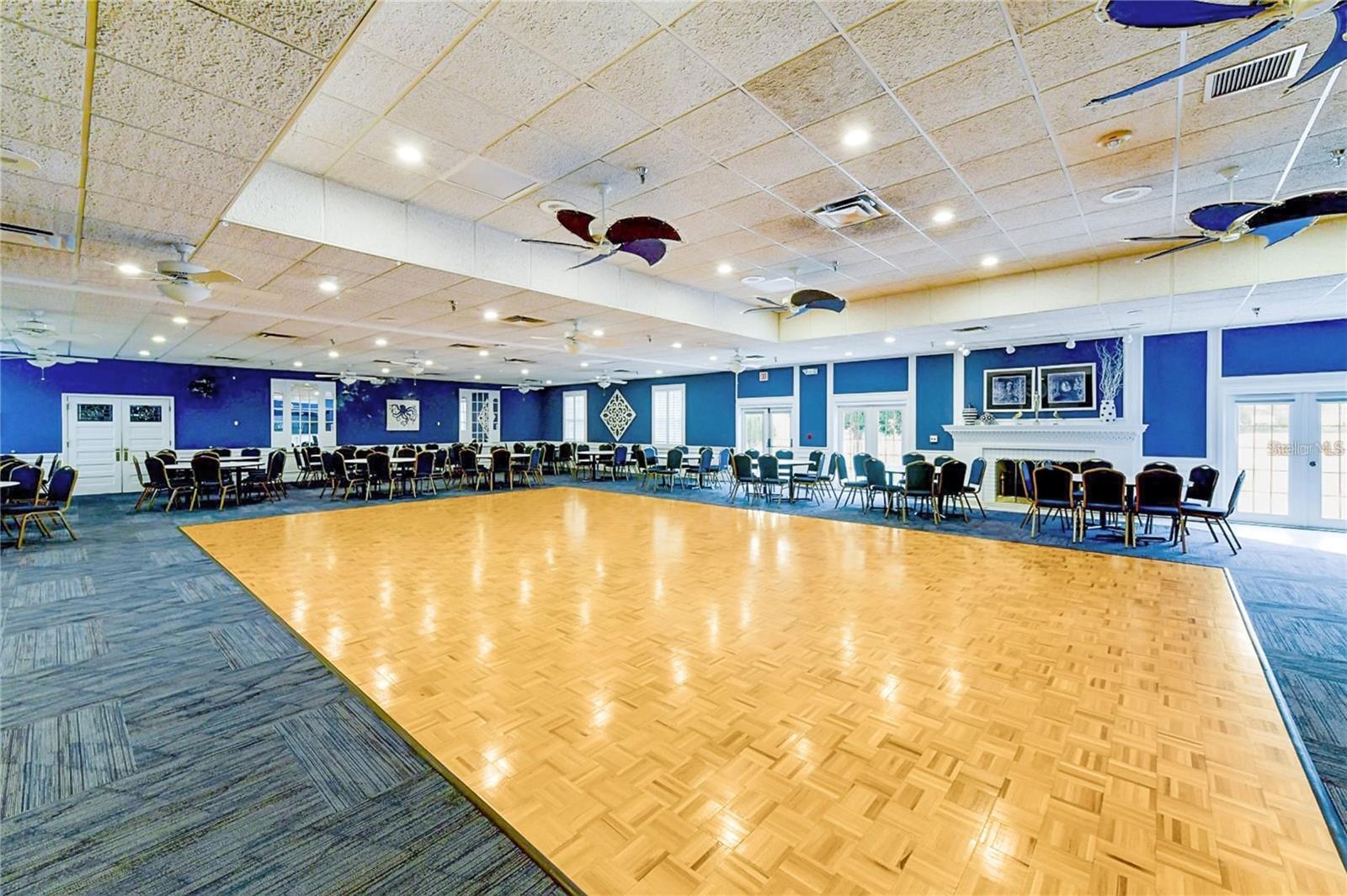 Image 42 of 73 For 9505 Colonial Drive