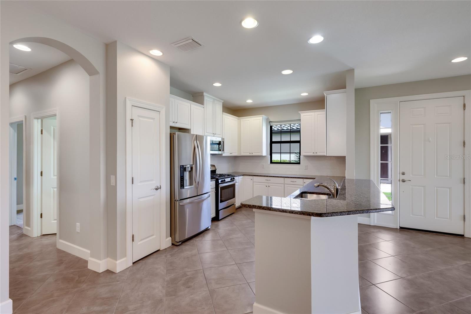 Image 11 of 49 For 8280 Varenna Drive