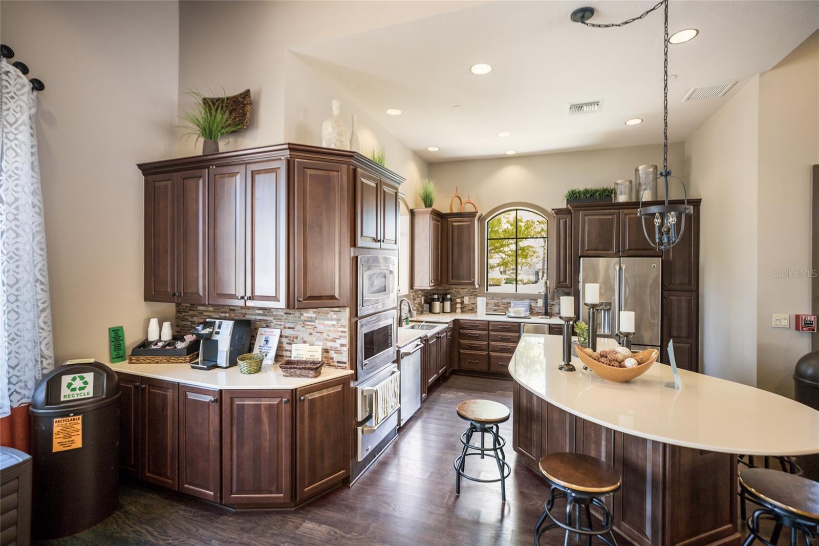 Image 39 of 49 For 8280 Varenna Drive