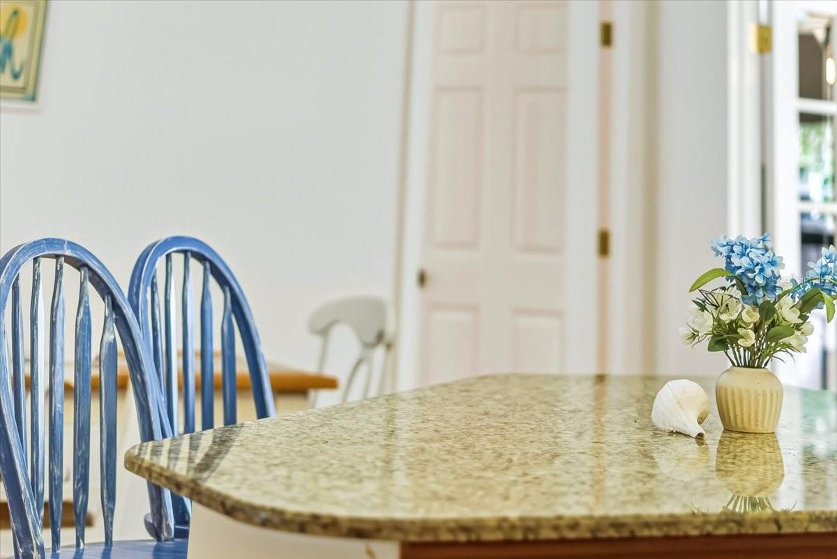 Image 19 of 58 For 5639 Blount Avenue