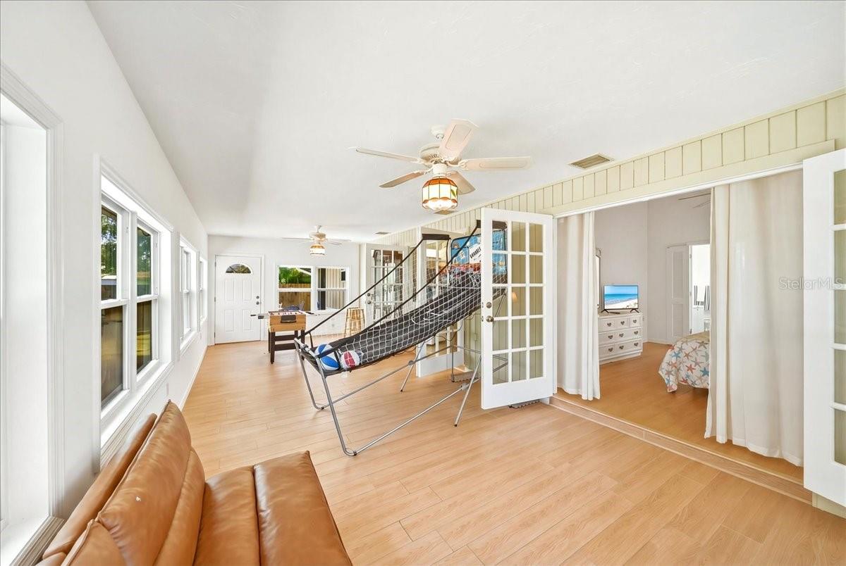 Image 23 of 58 For 5639 Blount Avenue