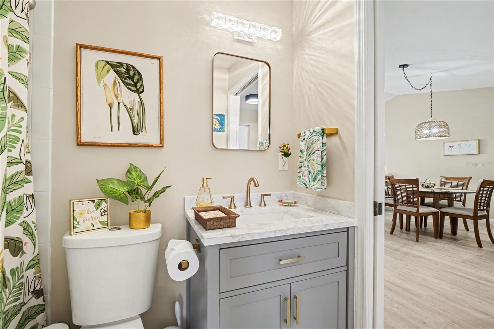 Image 10 of 34 For 26333 Nadir Road 111