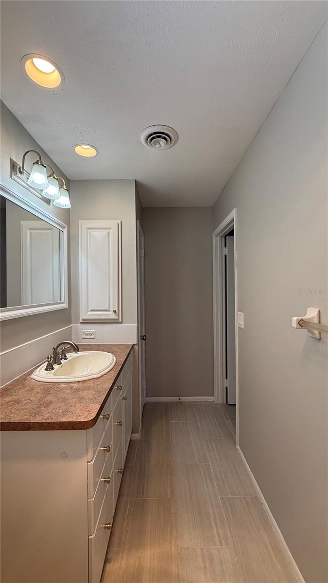 Image 20 of 28 For 491 Venice Boulevard