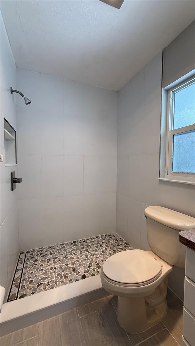 Image 21 of 28 For 491 Venice Boulevard