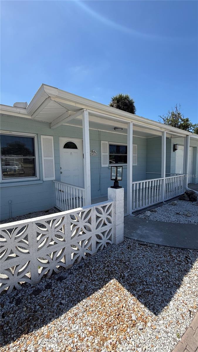 Image 3 of 28 For 491 Venice Boulevard