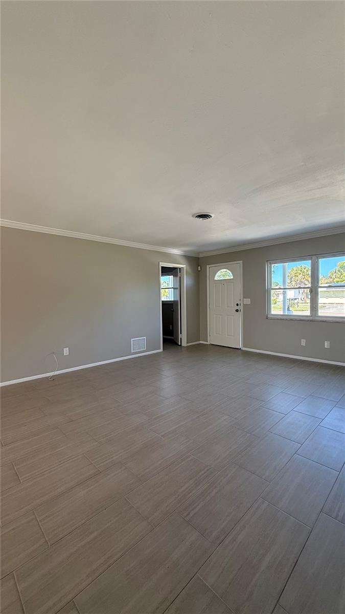 Image 8 of 28 For 491 Venice Boulevard