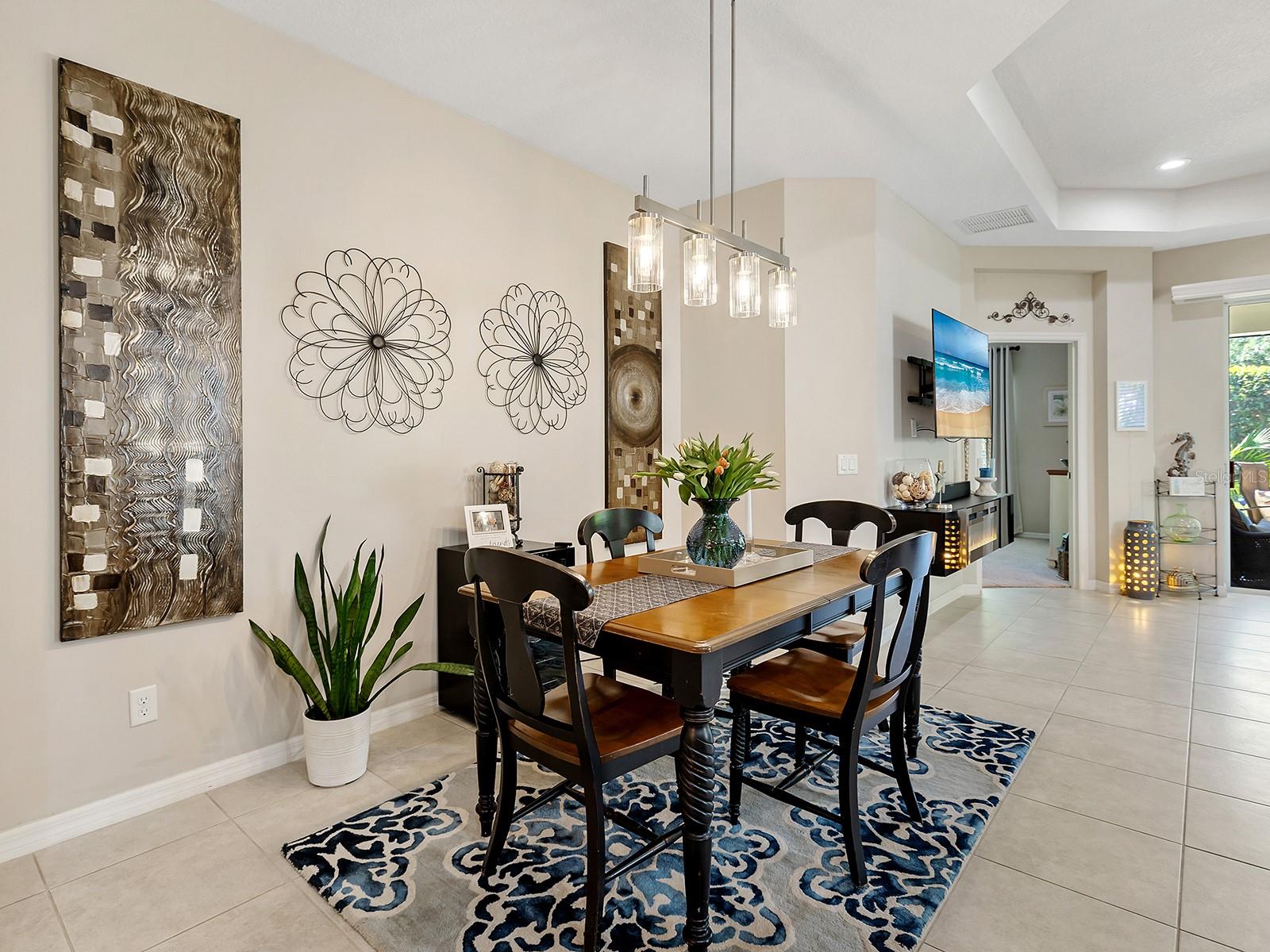 Image 24 of 52 For 2060 Crystal Lake Trail