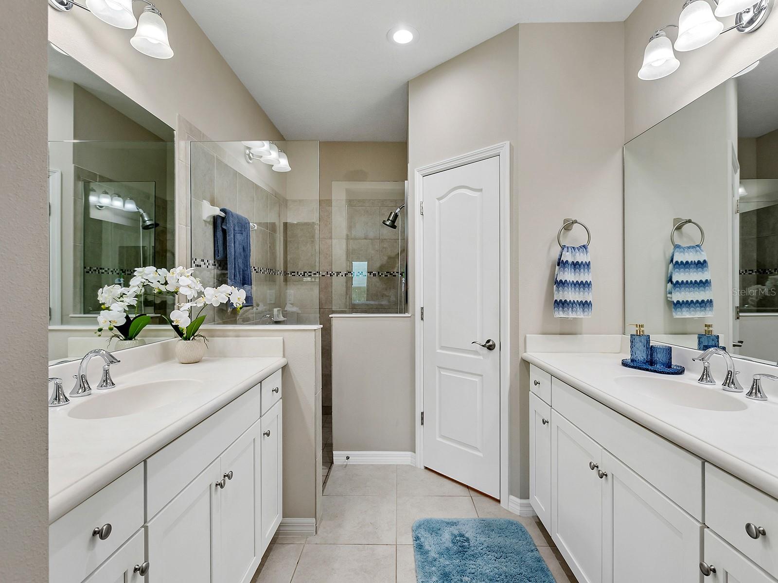 Image 35 of 52 For 2060 Crystal Lake Trail