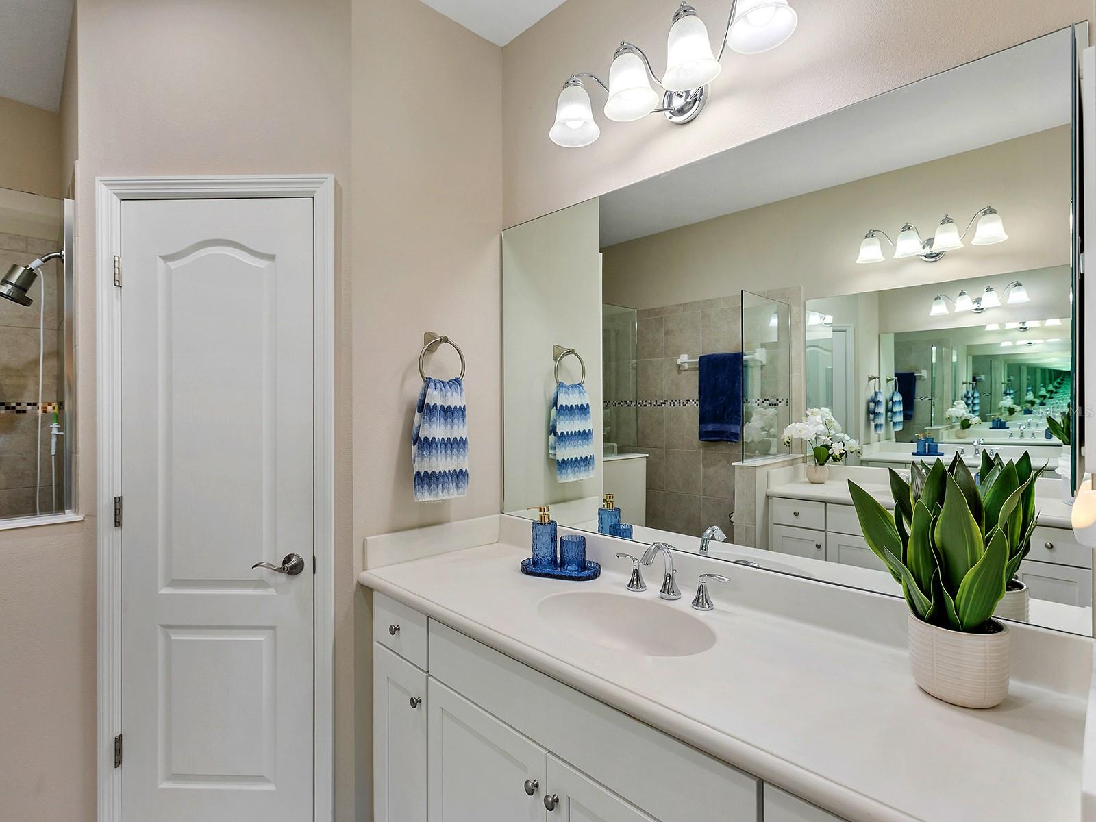 Image 37 of 52 For 2060 Crystal Lake Trail