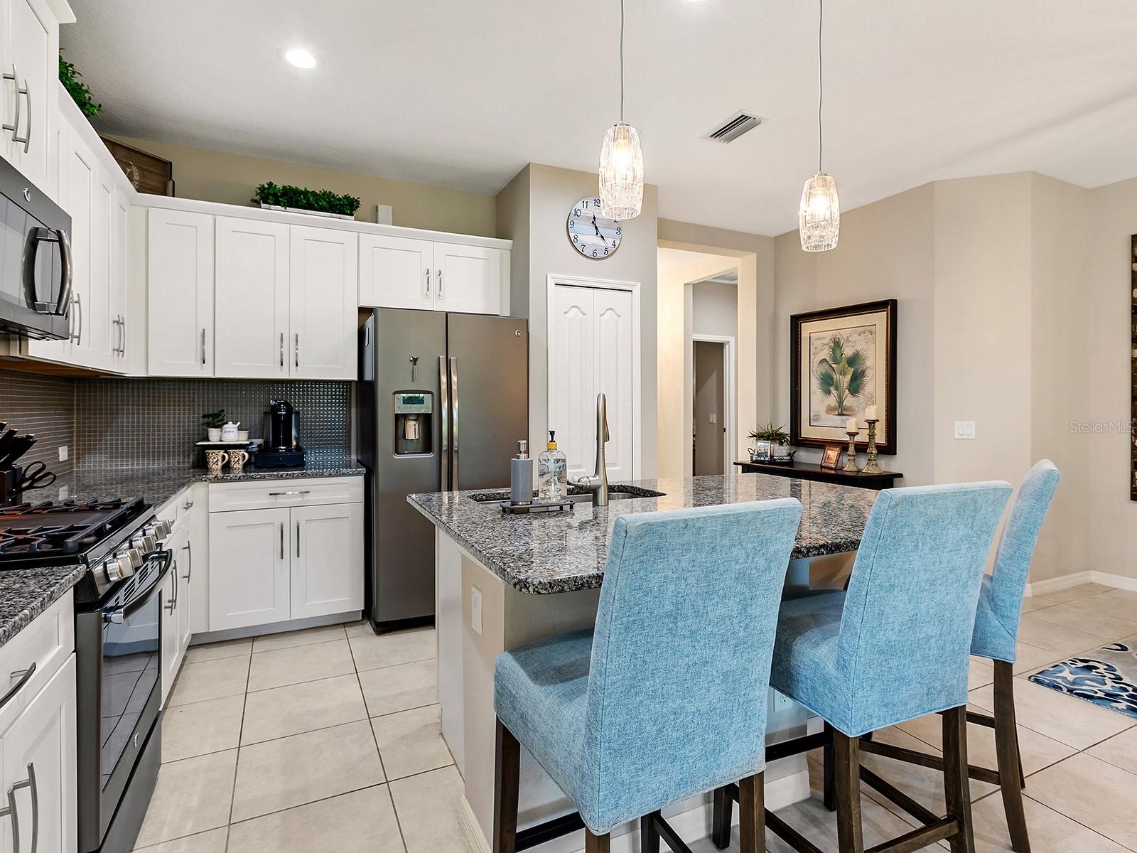 Image 6 of 52 For 2060 Crystal Lake Trail