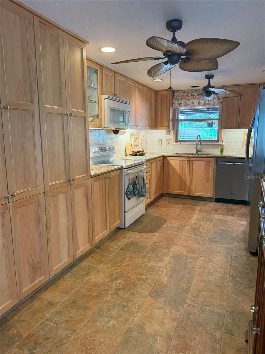 Image 9 of 62 For 5353 Shadow Lawn Drive