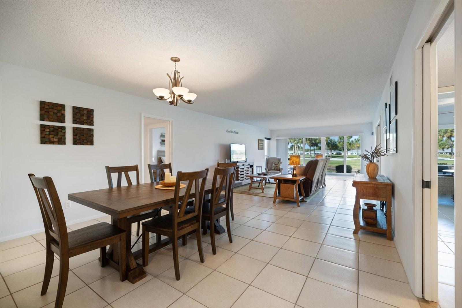 Image 12 of 37 For 6939 Country Club Drive N 156