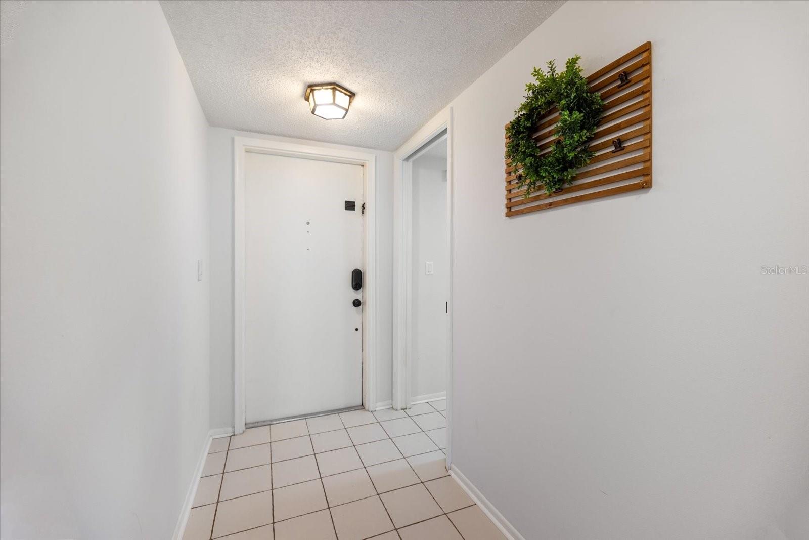 Image 5 of 37 For 6939 Country Club Drive N 156