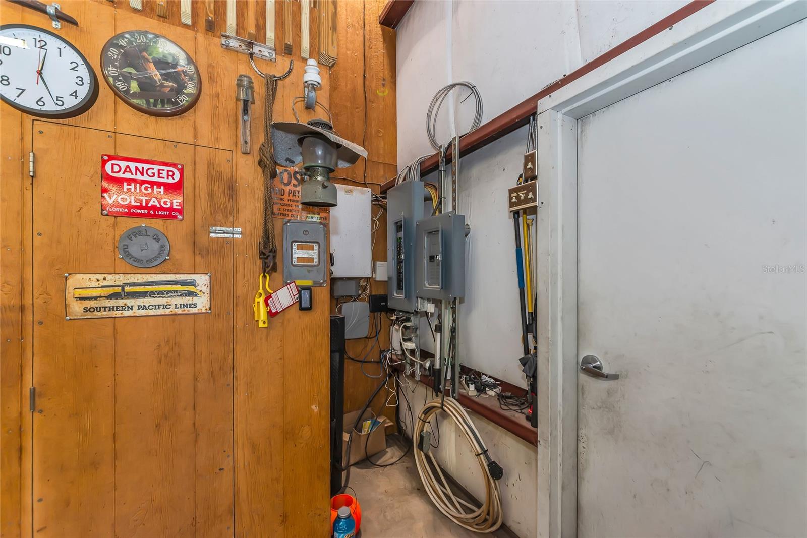 Image 11 of 41 For 15750 Wilson Road