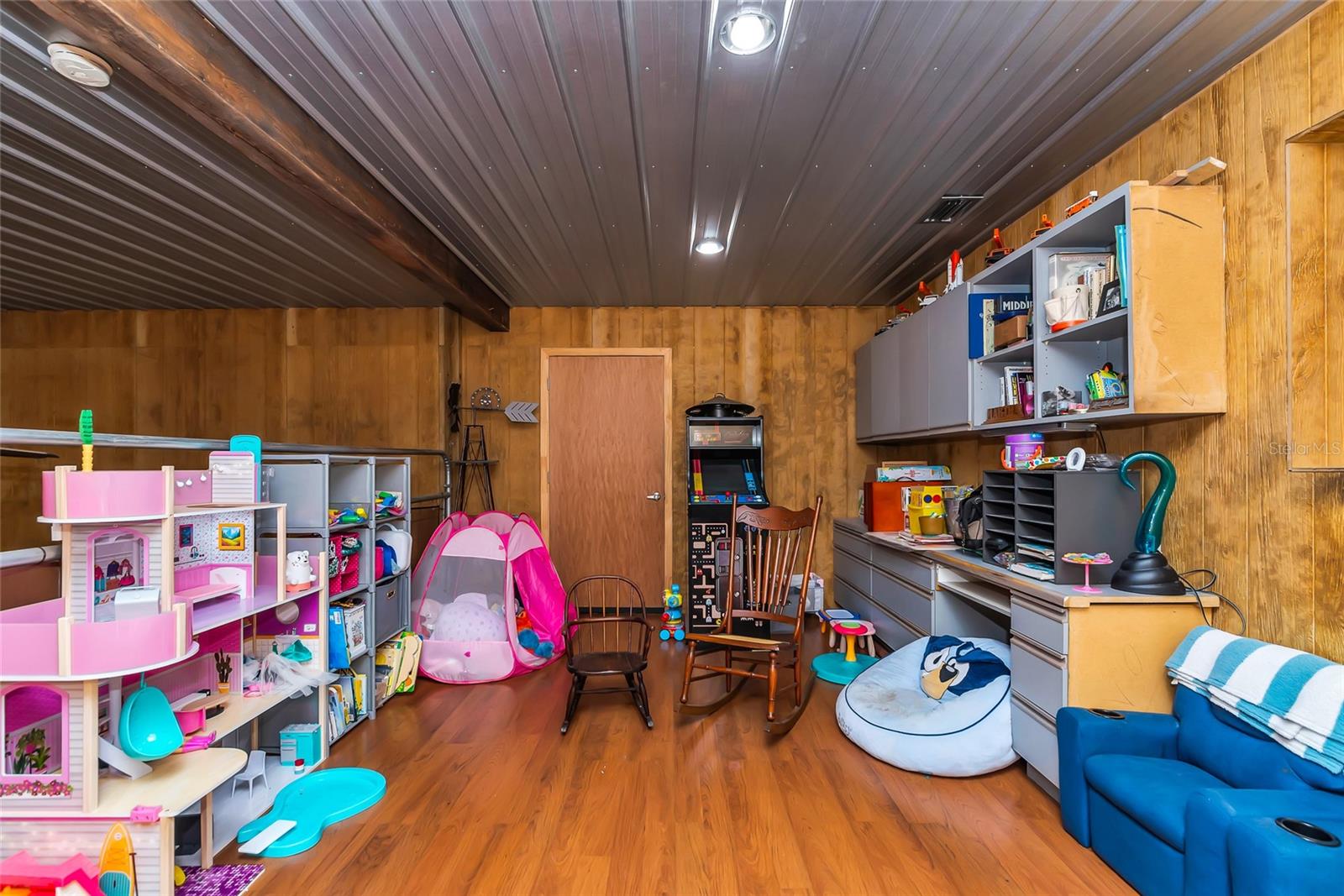 Image 27 of 41 For 15750 Wilson Road