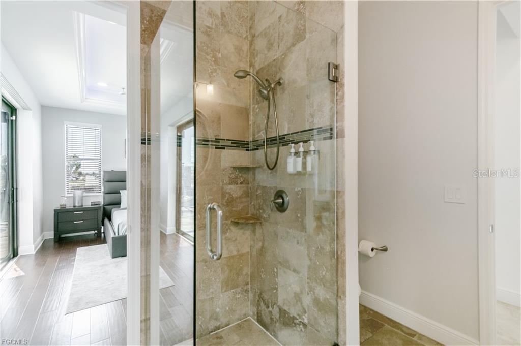 Image 17 of 50 For 2003 10th Place