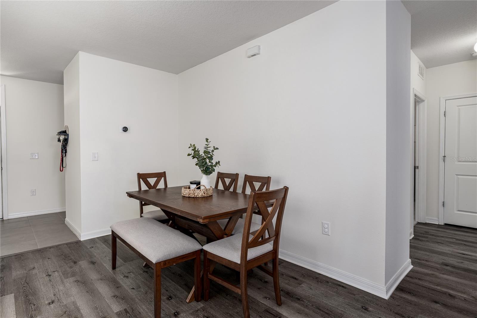 Image 6 of 35 For 4628 Lindever Lane