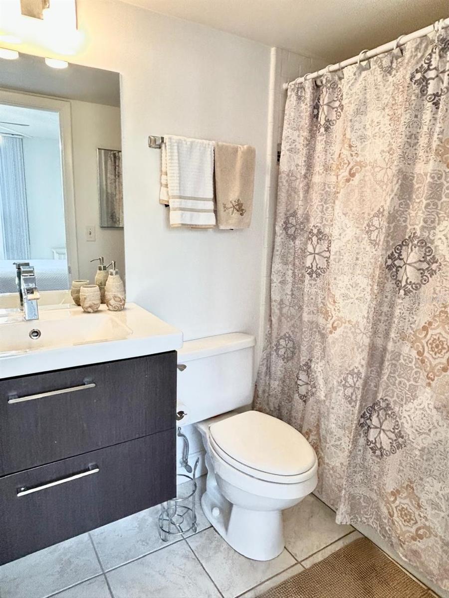 Image 10 of 23 For 21405 Olean Boulevard 224