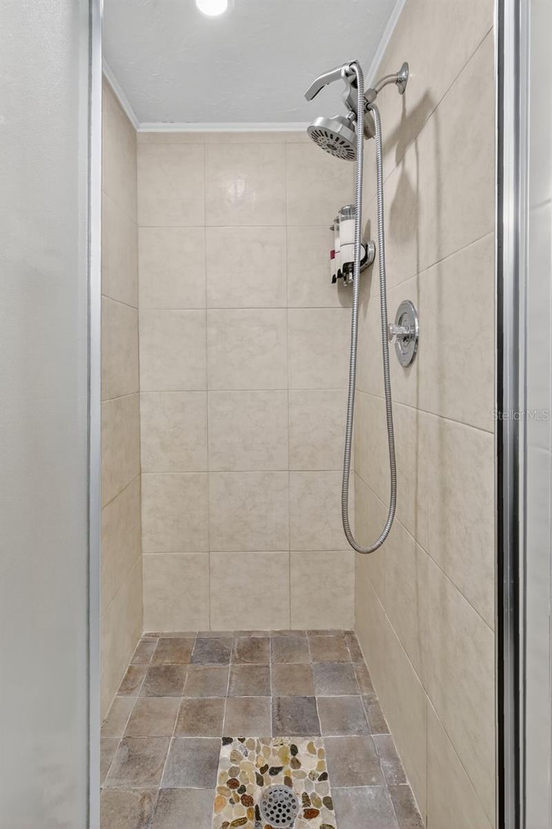 Image 12 of 67 For 1884 Southpointe Drive