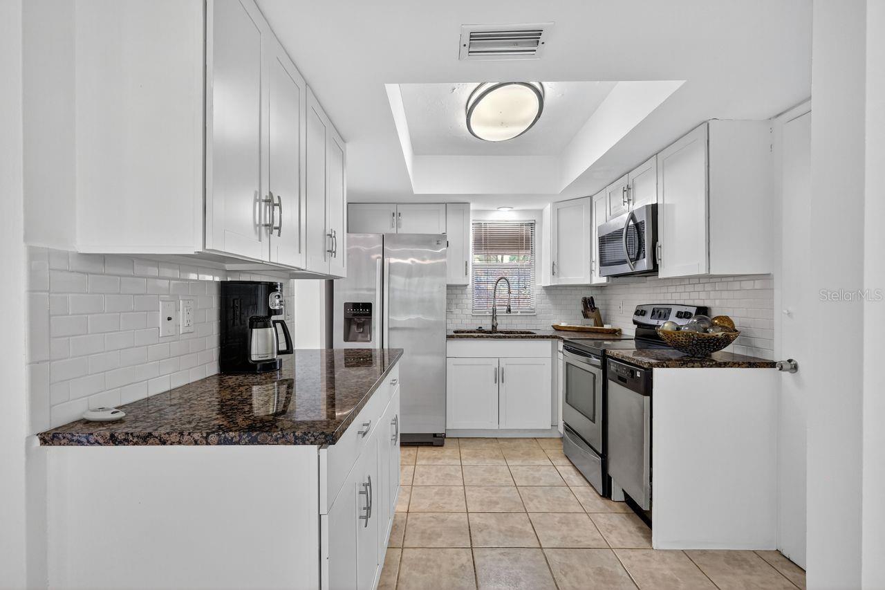 Image 15 of 67 For 1884 Southpointe Drive