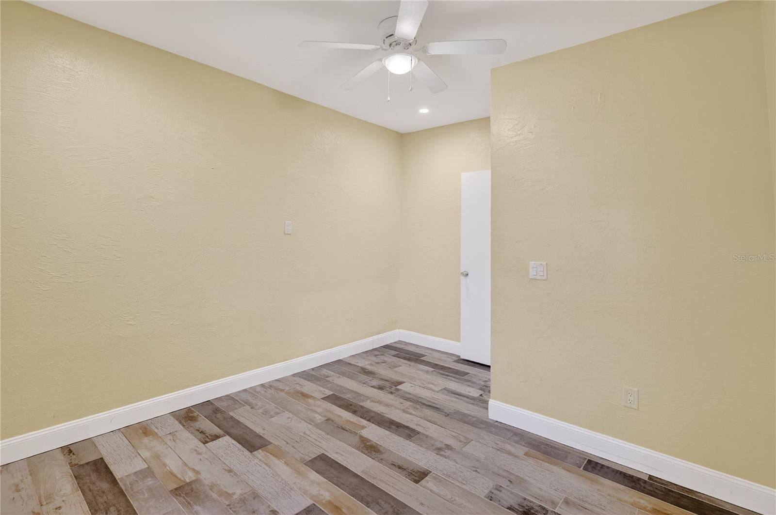 Image 60 of 67 For 1884 Southpointe Drive