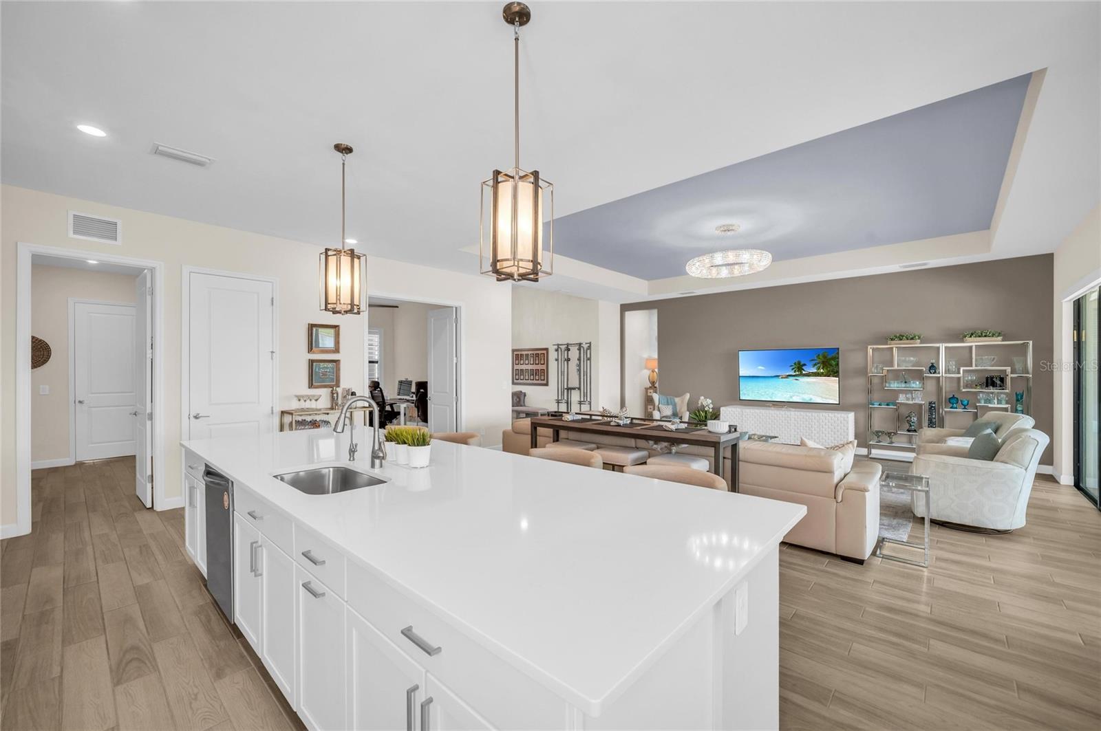 Image 19 of 74 For 16204 Tradewind Terrace