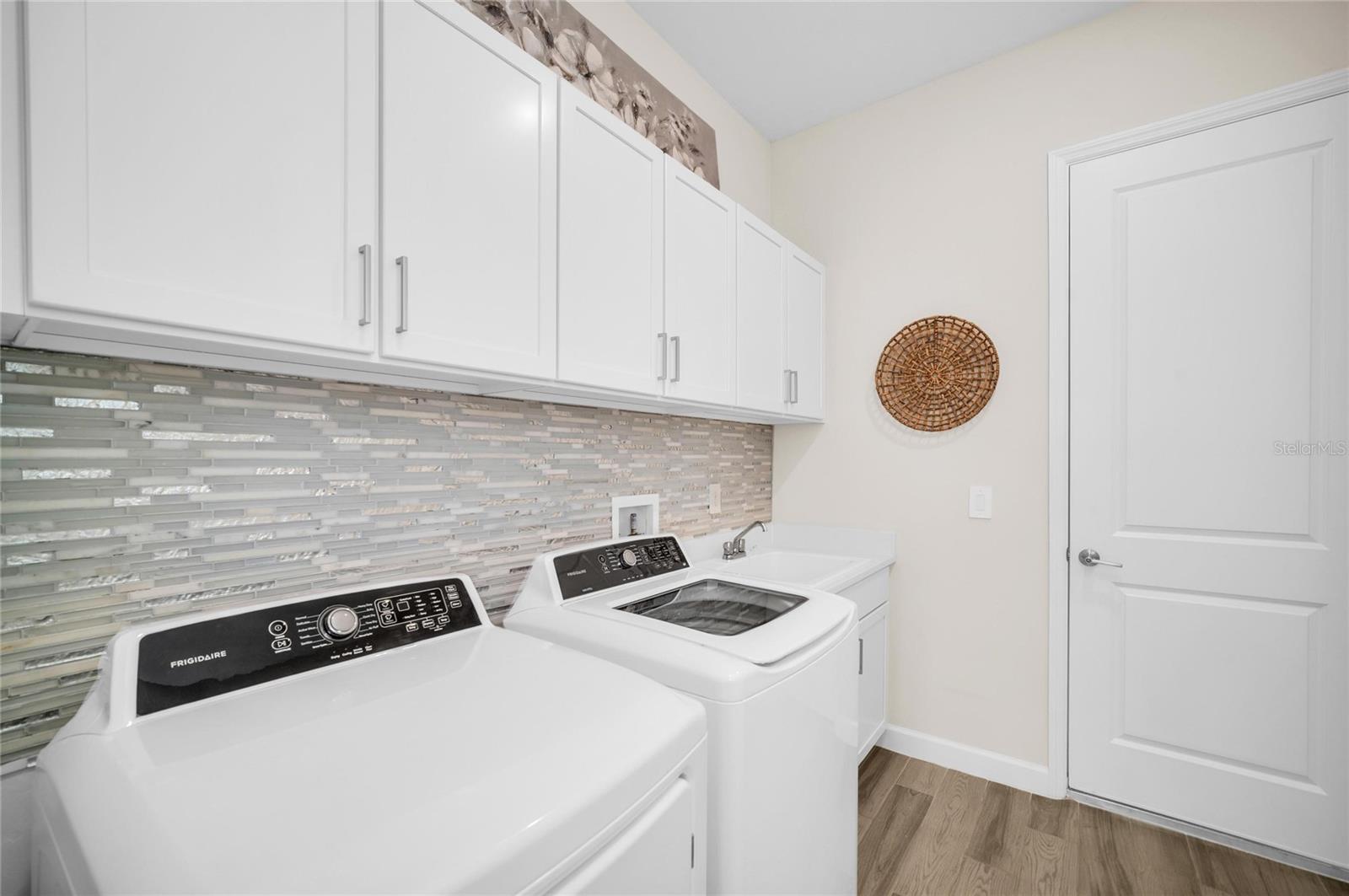 Image 43 of 74 For 16204 Tradewind Terrace