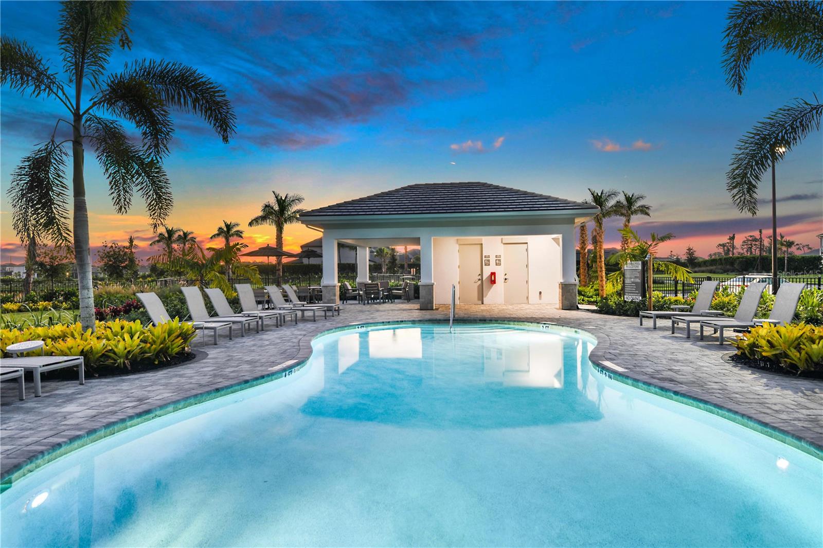 Image 45 of 96 For 10863 Eclipse Street