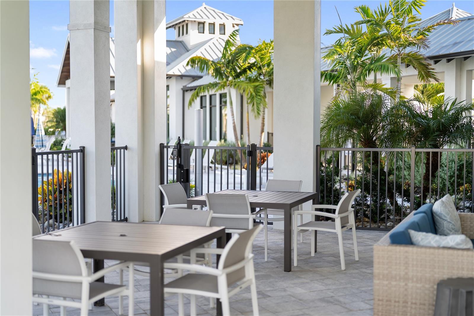 Image 62 of 75 For 17510 Savory Mist Circle