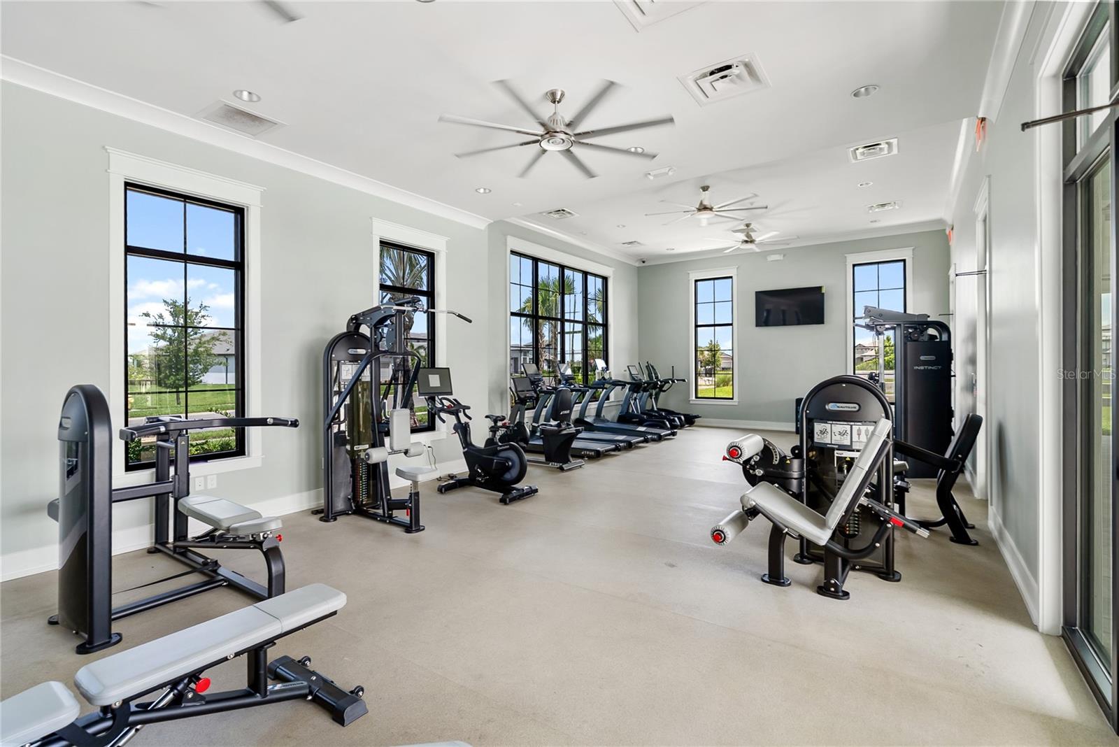 Image 74 of 75 For 17510 Savory Mist Circle