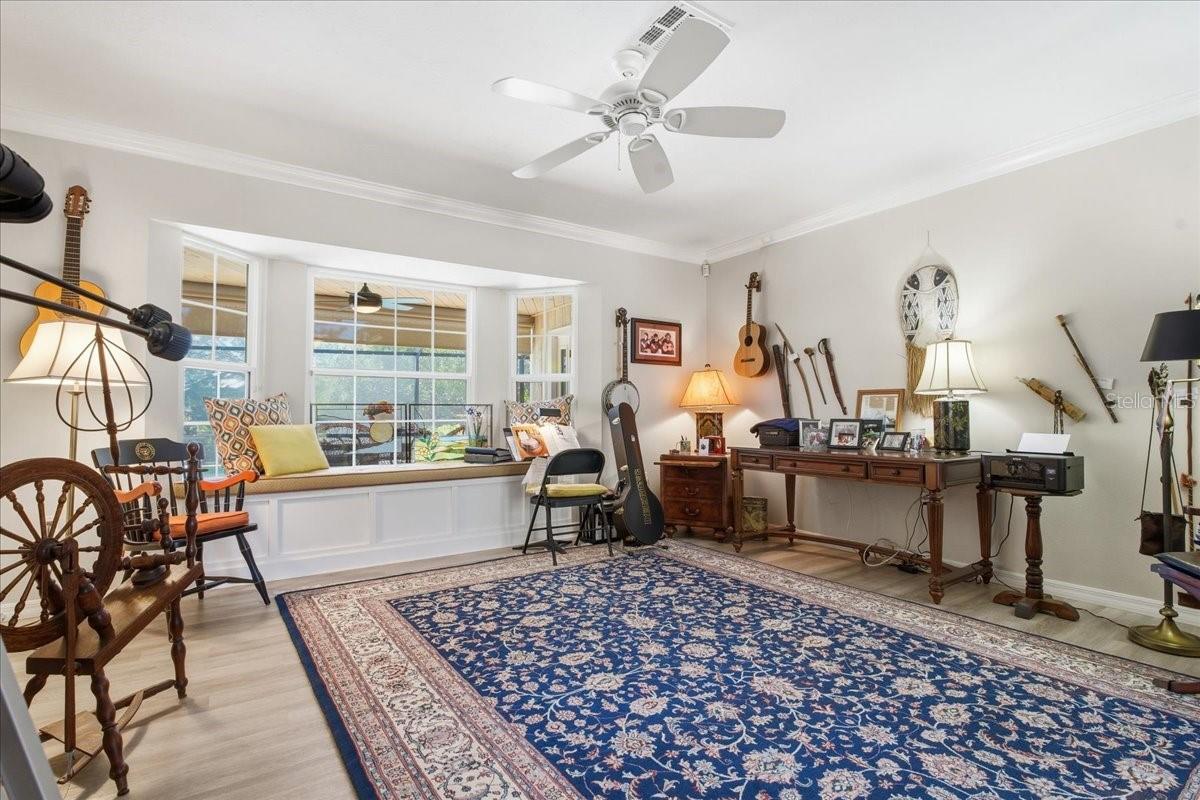 Image 20 of 60 For 1231 Bayshore Drive