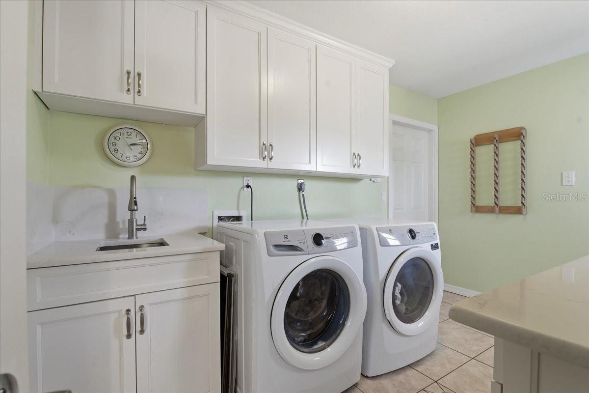 Image 29 of 60 For 1231 Bayshore Drive