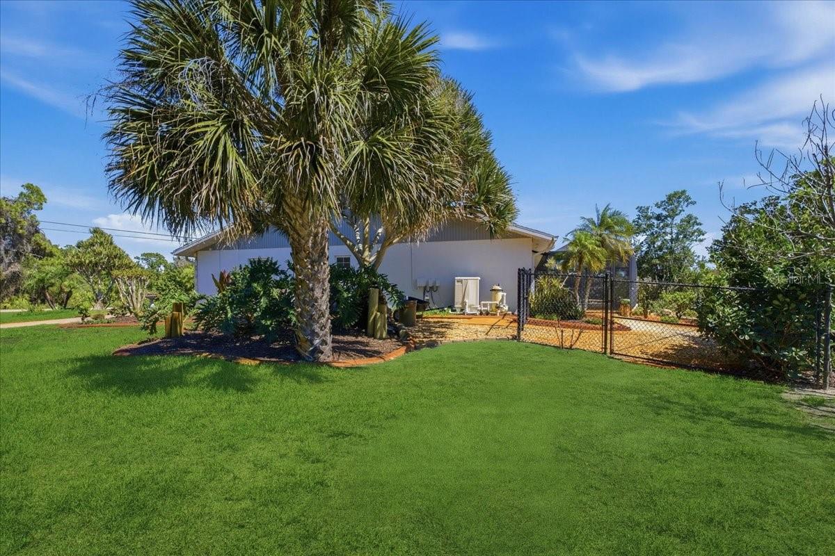 Image 6 of 60 For 1231 Bayshore Drive