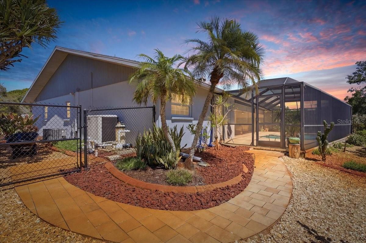 Image 8 of 60 For 1231 Bayshore Drive