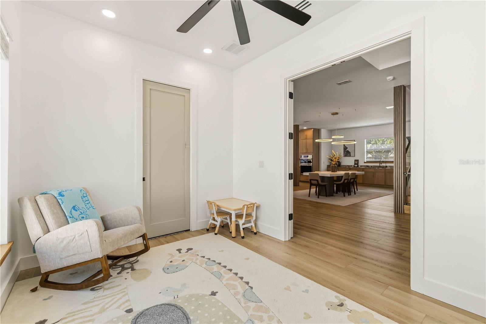 Image 17 of 52 For 4109 Watrous Avenue