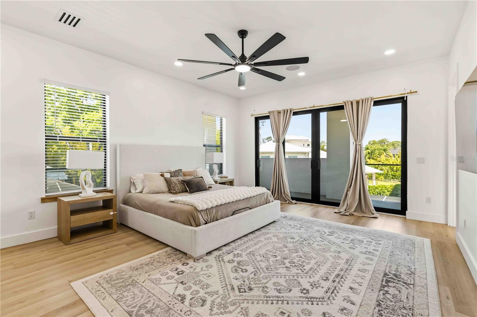 Image 22 of 52 For 4109 Watrous Avenue