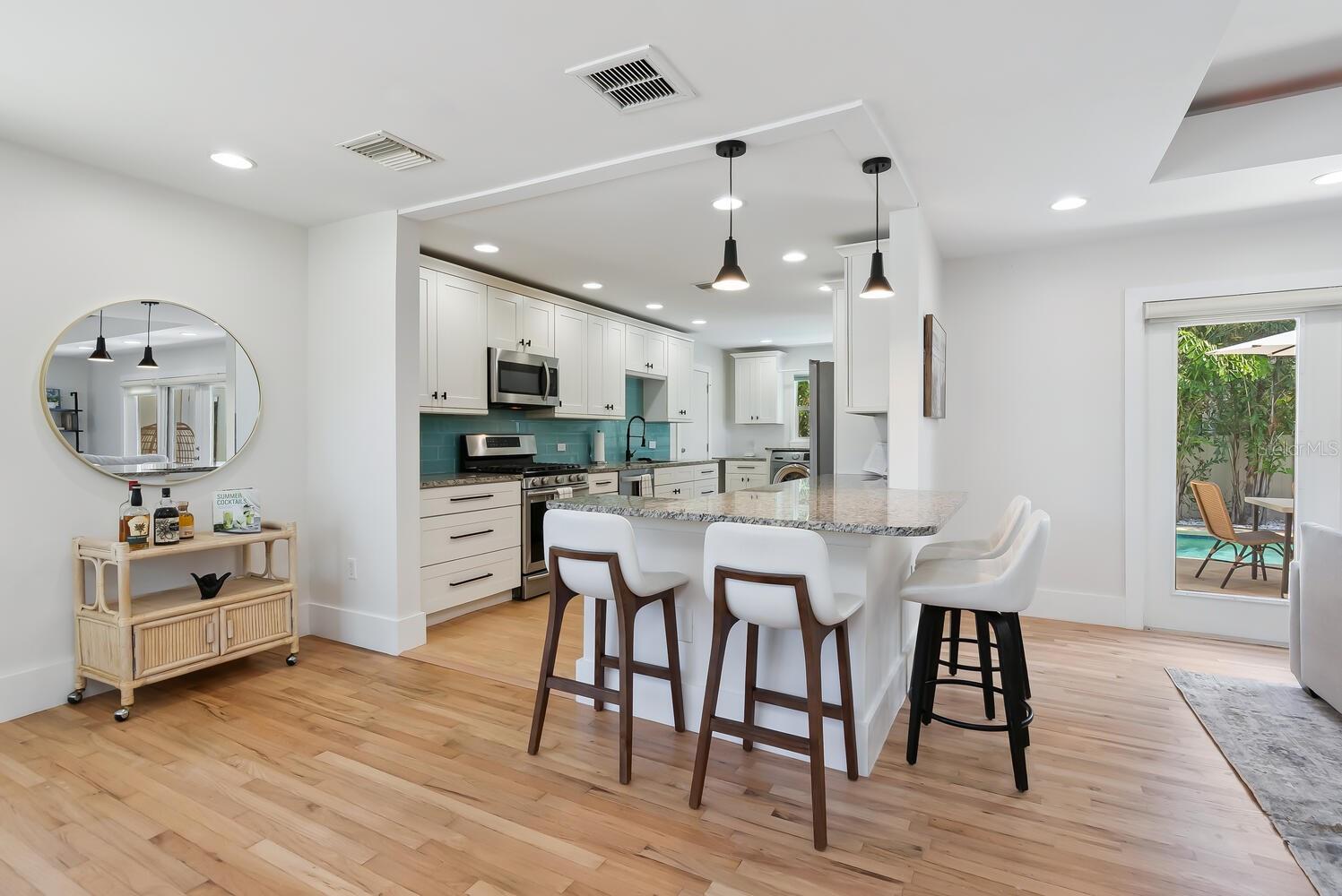 Image 12 of 39 For 1931 High Point Circle