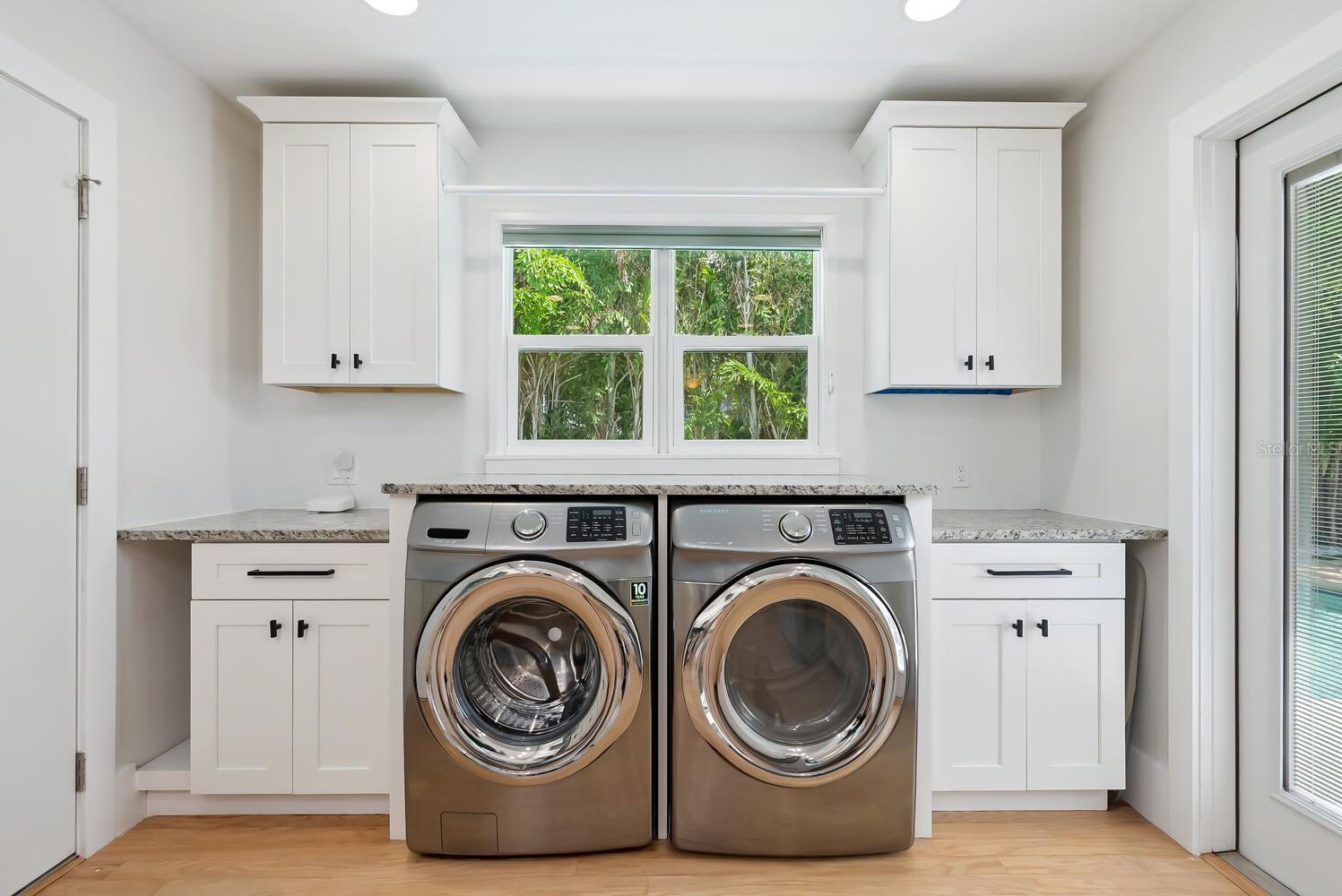 Image 15 of 39 For 1931 High Point Circle