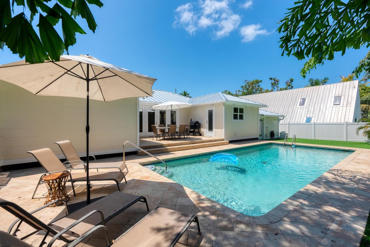 Image 33 of 39 For 1931 High Point Circle