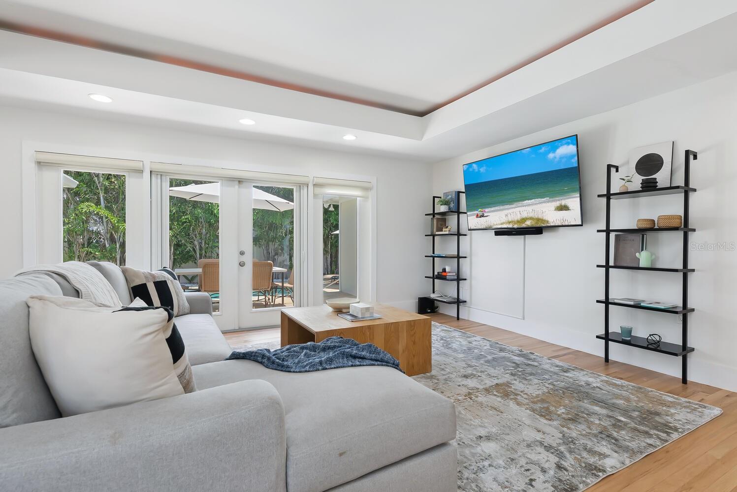 Image 6 of 39 For 1931 High Point Circle