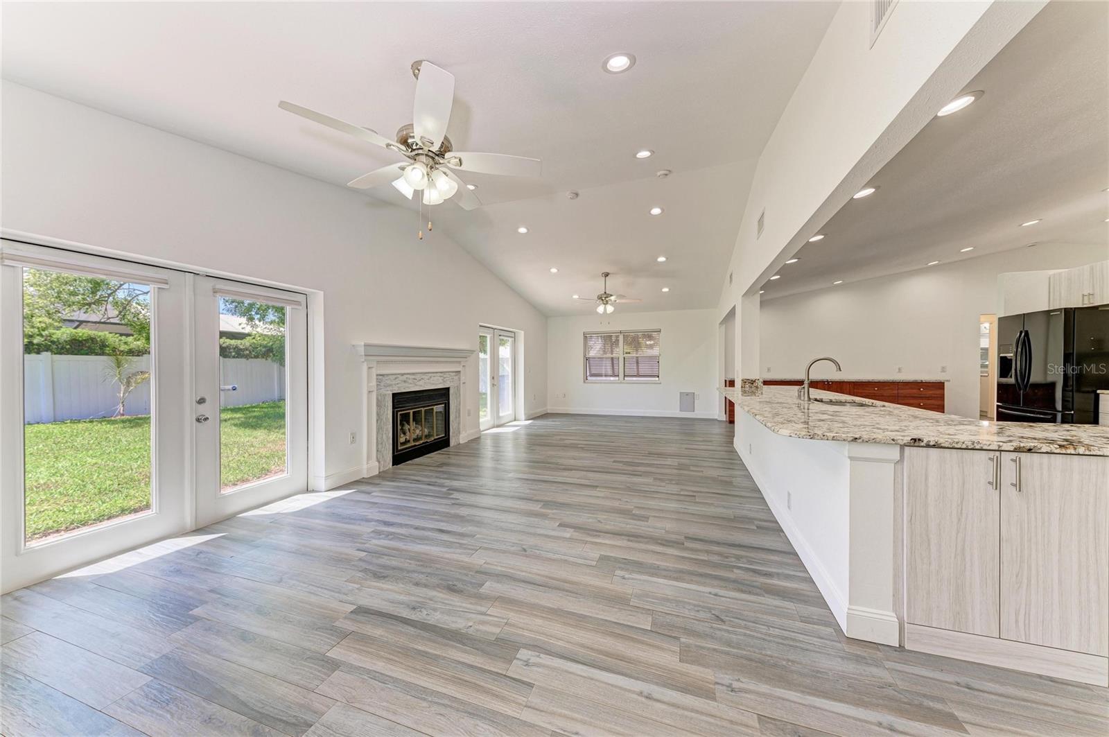 Image 19 of 59 For 6315 4th Avenue Nw