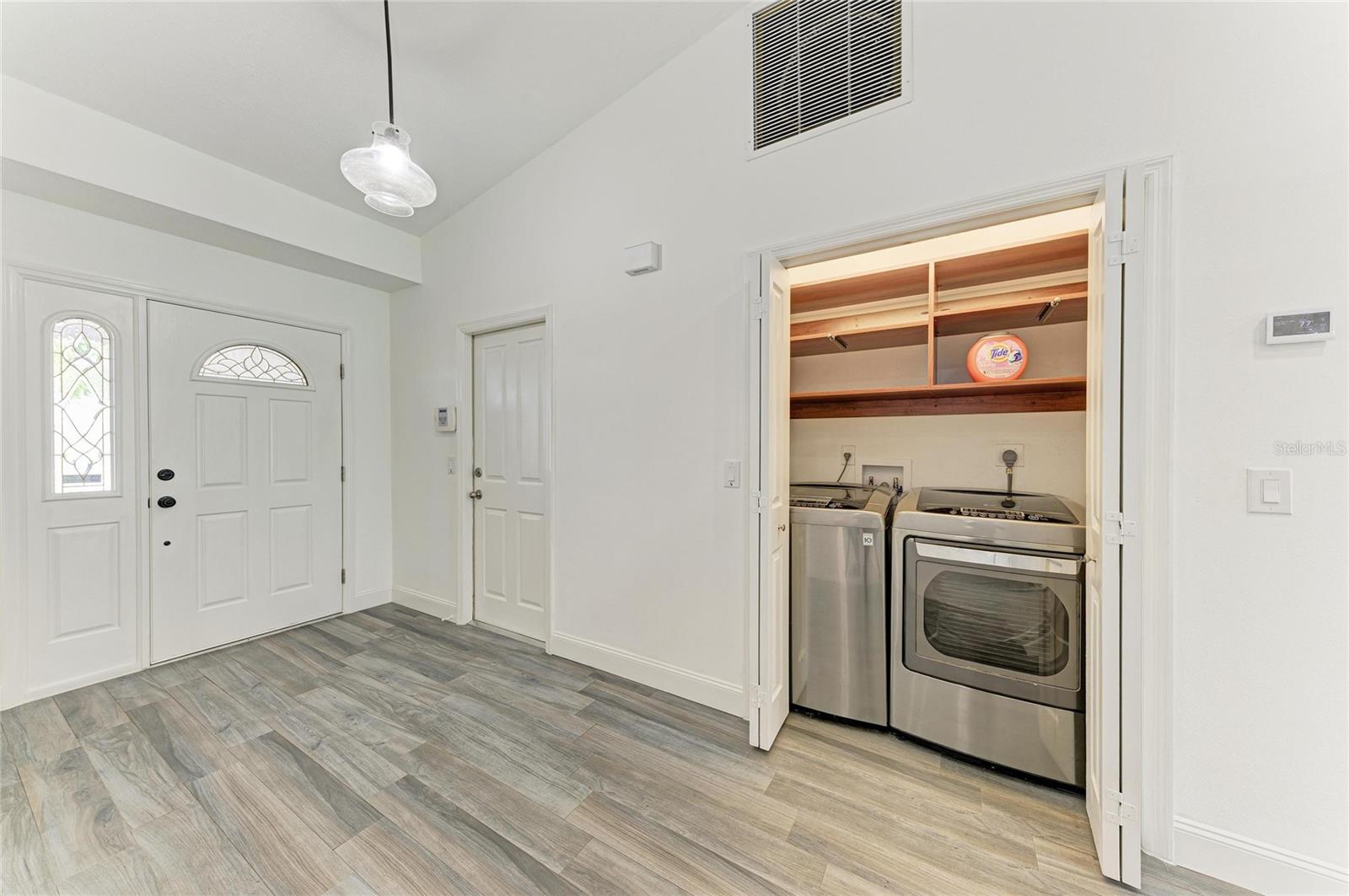 Image 32 of 59 For 6315 4th Avenue Nw