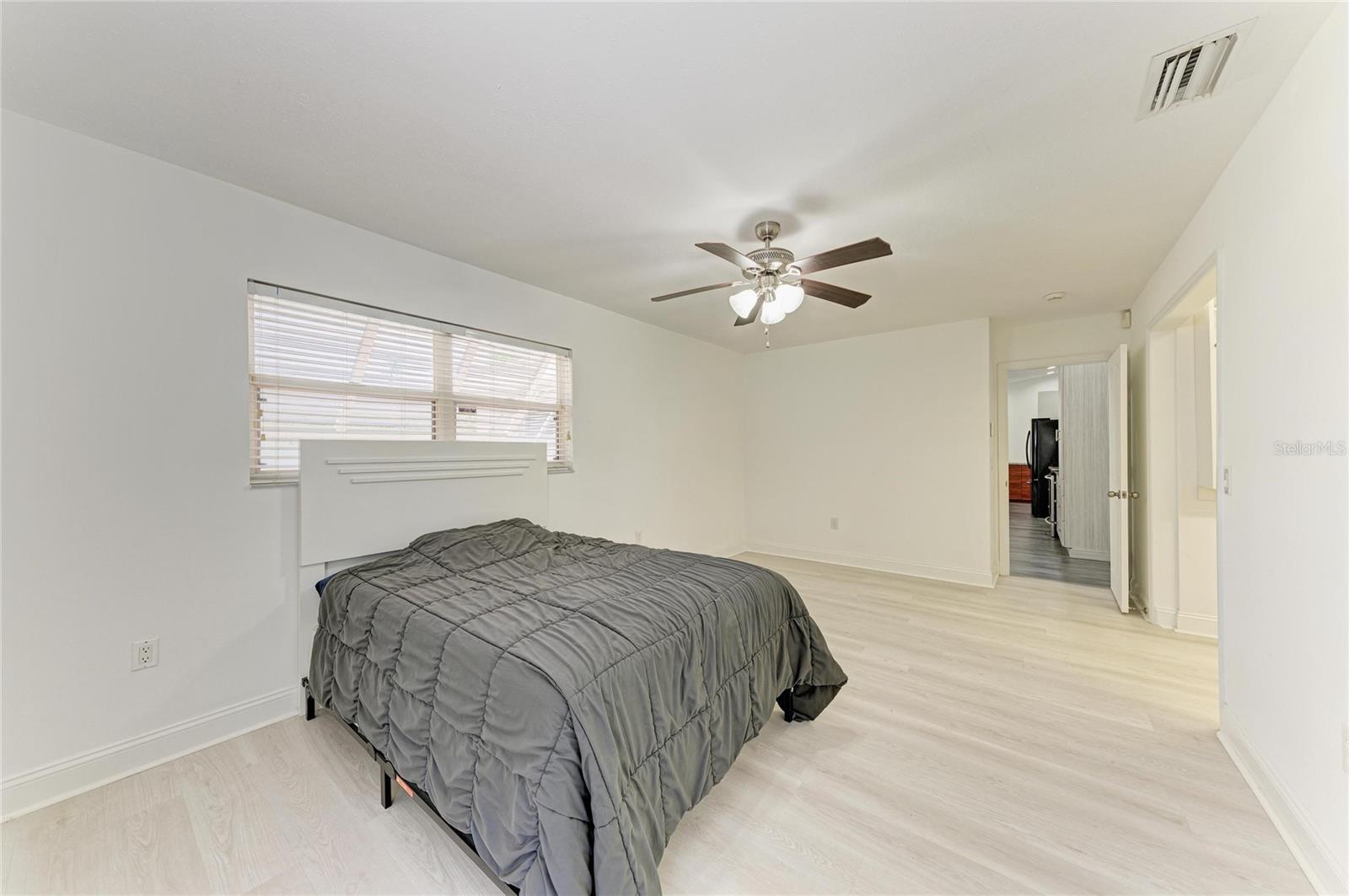 Image 36 of 59 For 6315 4th Avenue Nw